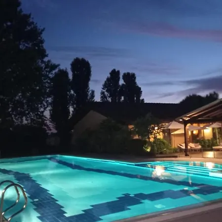 Giardino Di Rebecca Кастильоне-ди-Равенна