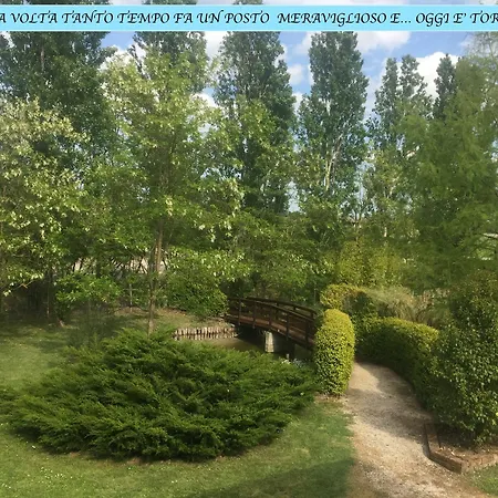 Bed & Breakfast Giardino Di Rebecca 4*